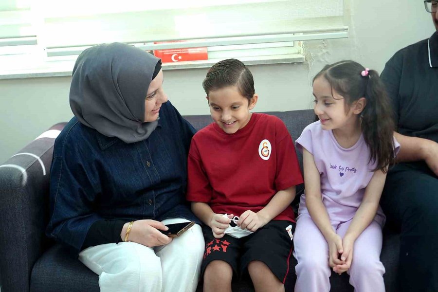 Kızını Karaciğer Nakli Beklerken Kaybetti, Oğlu Organ Bağışıyla Hayata Tutundu