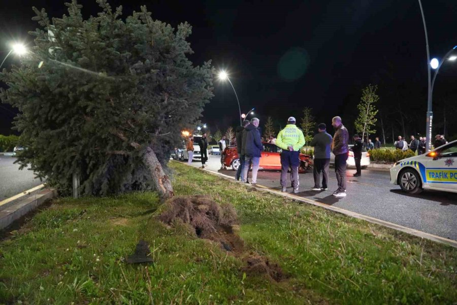 Niğde’de Kontrolden Çıkan Otomobil Takla Attı: 1 Yaralı