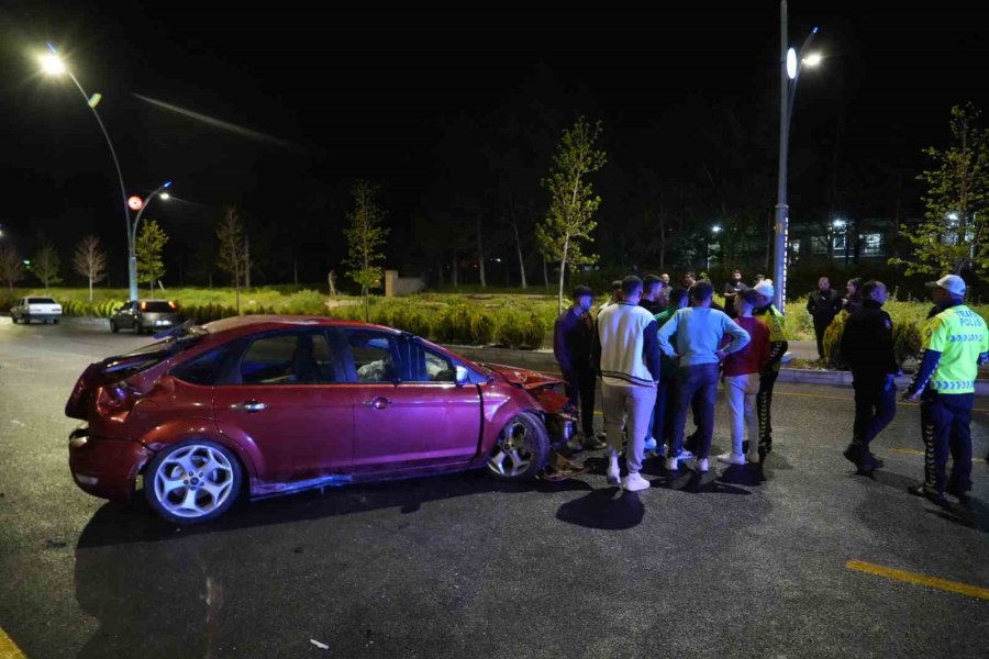 Niğde’de Kontrolden Çıkan Otomobil Takla Attı: 1 Yaralı