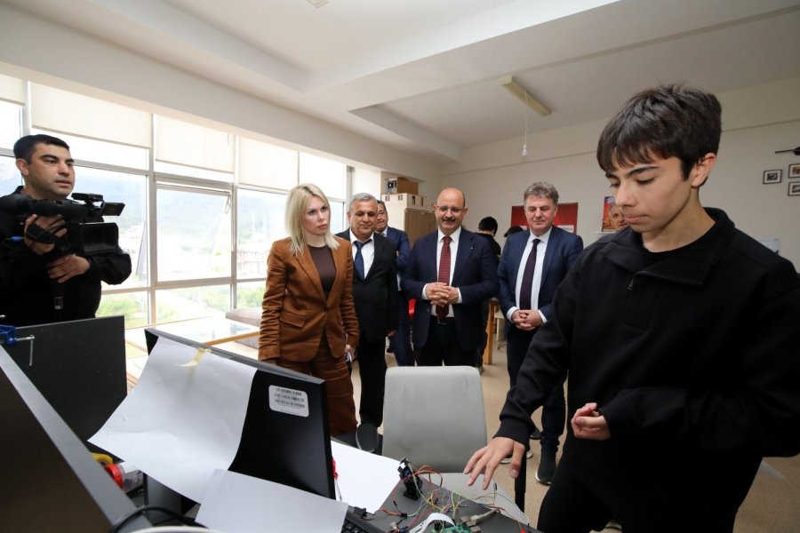 Rektör Özkan "bu Ayın Sonunda Car-t Hücreleri İle Lösemi Ve Lenfoma Tedavilerine Başlayacağız"