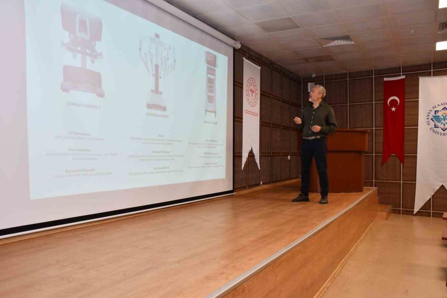 Alanya’da Robotik Cerrahi Alanında Simülasyon Eğitimi Verildi