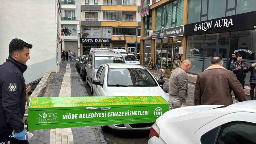 Niğde’de Bir Kişi Apart Dairede Ölü Bulundu
