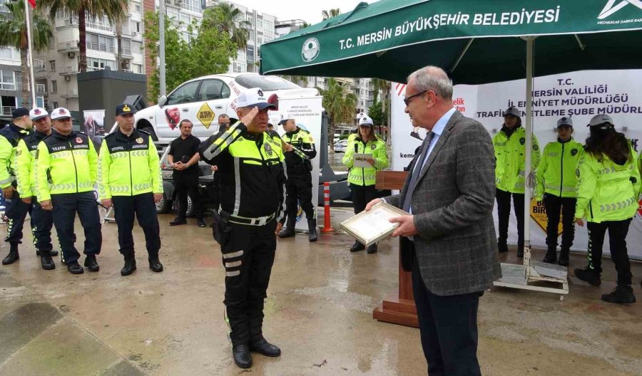 Mersin’de Trafik Haftasında Farkındalık Etkinliği Düzenlendi