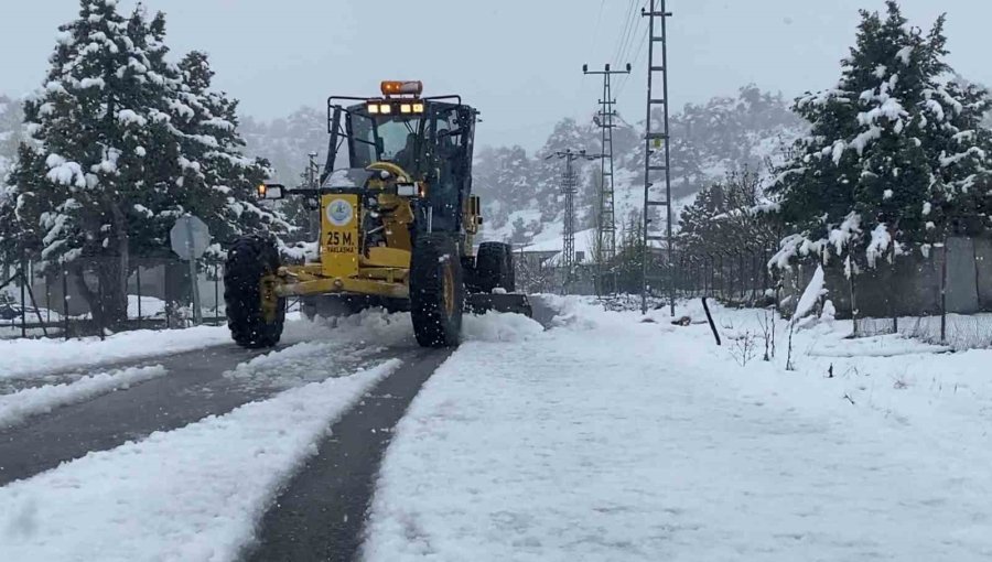 Mersin’de Kar Güzelliği Dronla Görüntülendi