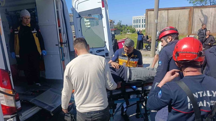 Dur Levhasına İhlali Kazayla Sonuçlandı: 1 Yaralı