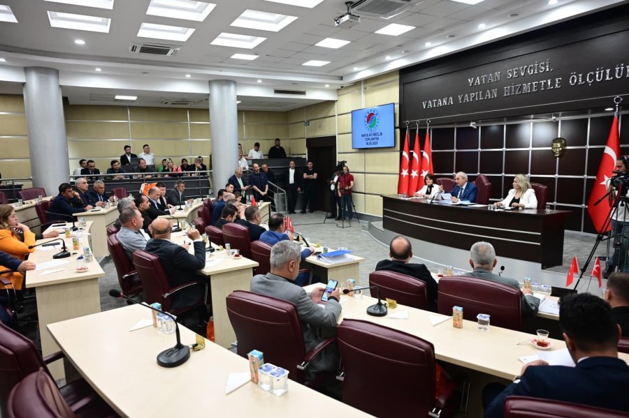 Kepez’in Mayıs Gündeminde 2025’in Bütçe Başarısı Konuşuldu