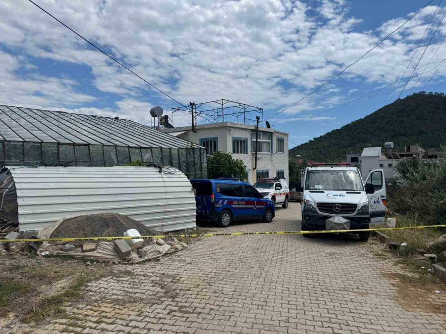 Mersin’de 2 Kardeşin Ölümünde İlk Sonuç: Kaldıkları Odada Fosfor Sinir Gazı Tespit Edildi