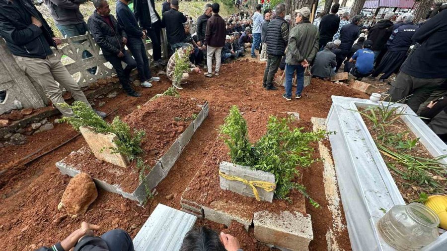 Mersin’de İki Kardeşin Öldüğü Olayda Tedavisi Tamamlanan Anne İle Baba Taburcu Oldu