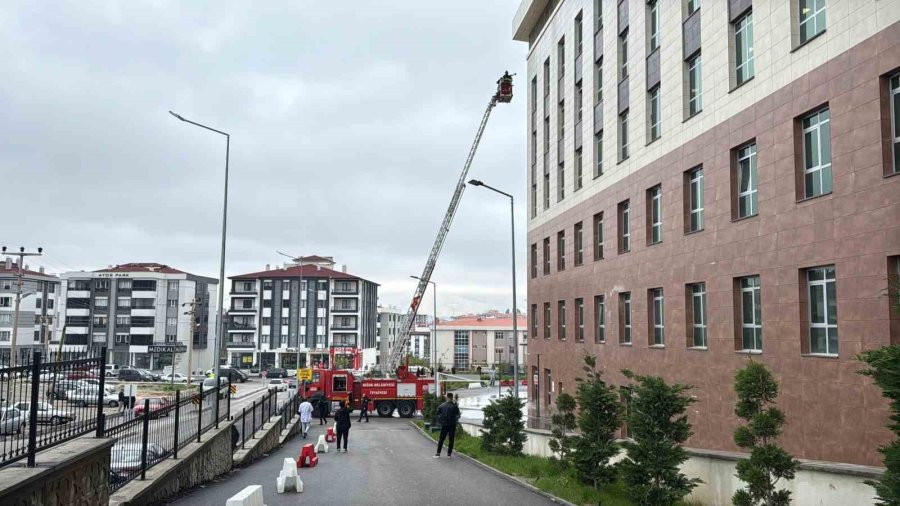 Niğde’de Yangın Ve Kbrn Tatbikatı Gerçeği Aratmadı