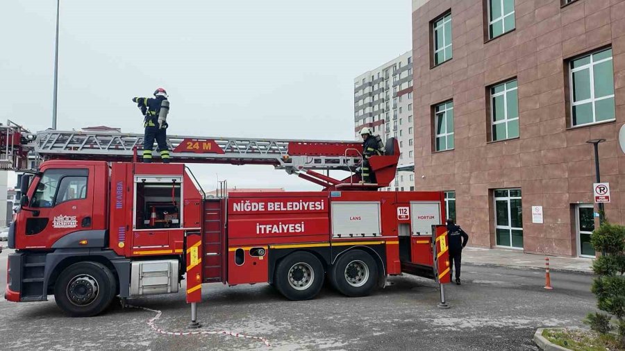 Niğde’de Yangın Ve Kbrn Tatbikatı Gerçeği Aratmadı