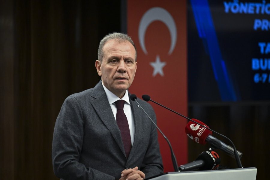 Seçer: "yerel Yönetimlerde İnsan Kaynağı Ve Mali Disiplin Belirleyici"