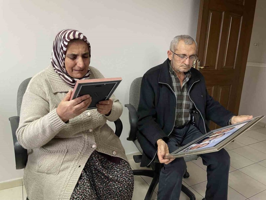 Cinayete Kurban Giden Kadının Cenazesini Arayan Anne Baba: "en Azından Mezarı Olsun"