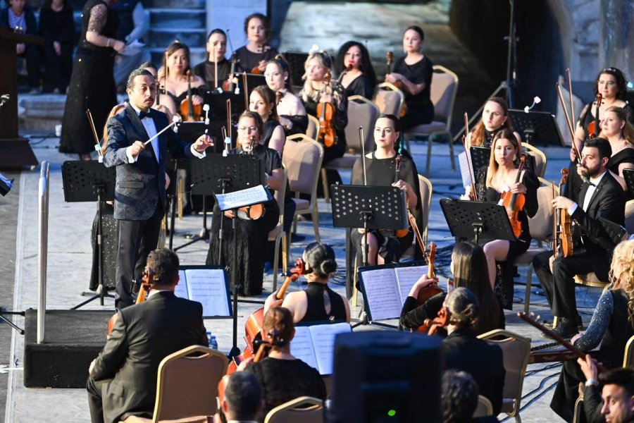 Aspendos’ta "kökten Geleceğe Maarif Yolcuları" Konserine Yoğun İlgi