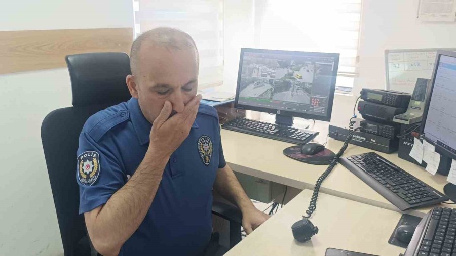 Antalya’da 30 Yıllık Polis Memurundan Telsizde Arkadaşlarına Duygusal Veda
