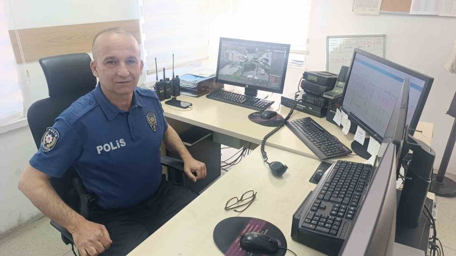 Antalya’da 30 Yıllık Polis Memurundan Telsizde Arkadaşlarına Duygusal Veda