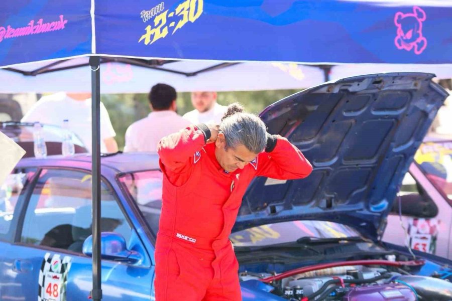 Kepez’de Oto Drag Heyecanı Başladı