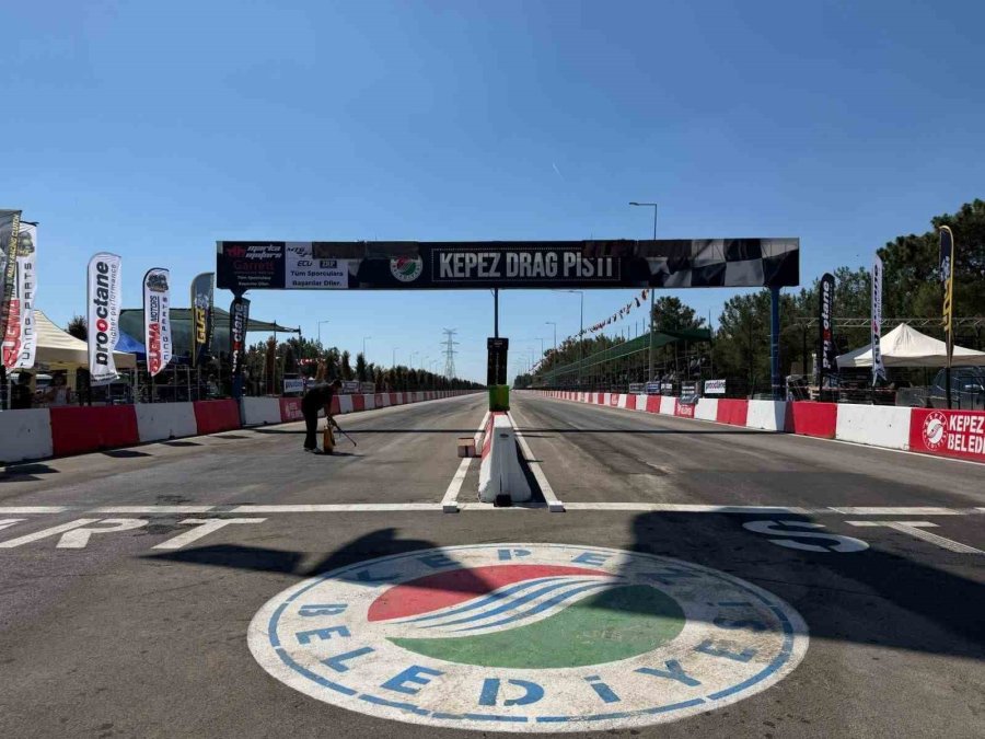 Kepez’de Oto Drag Heyecanı Başladı