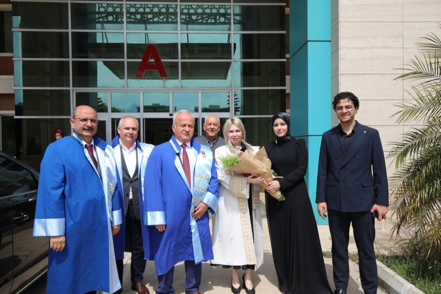 Akdeniz Üniversitesi’nde Mezuniyet Coşkusu İlahiyat Fakültesi İle Başladı