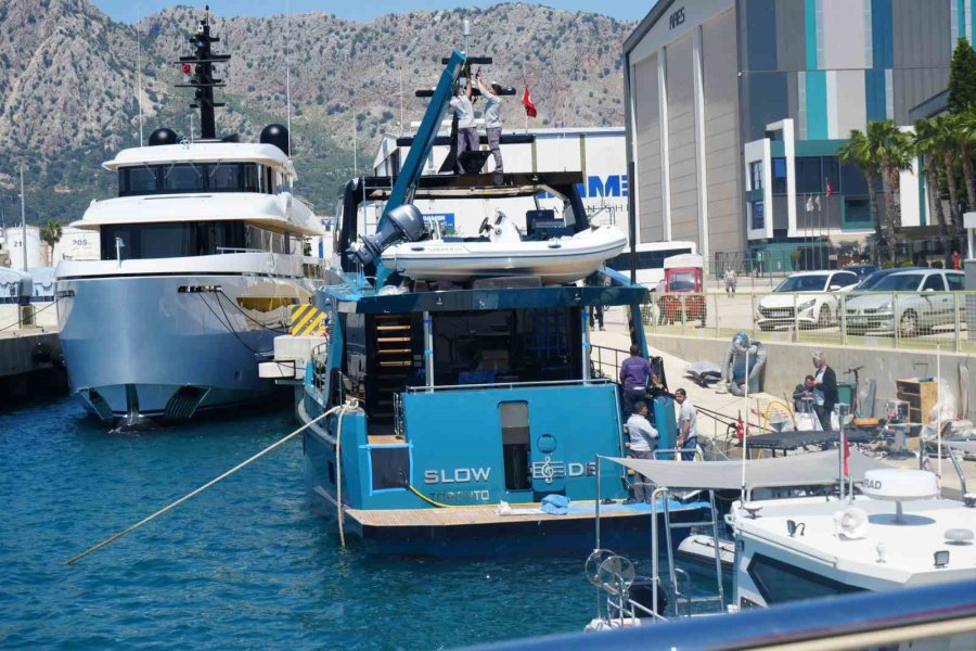 Milyarderlerin Yüzen Sarayları Antalya’da İnşa Ediliyor