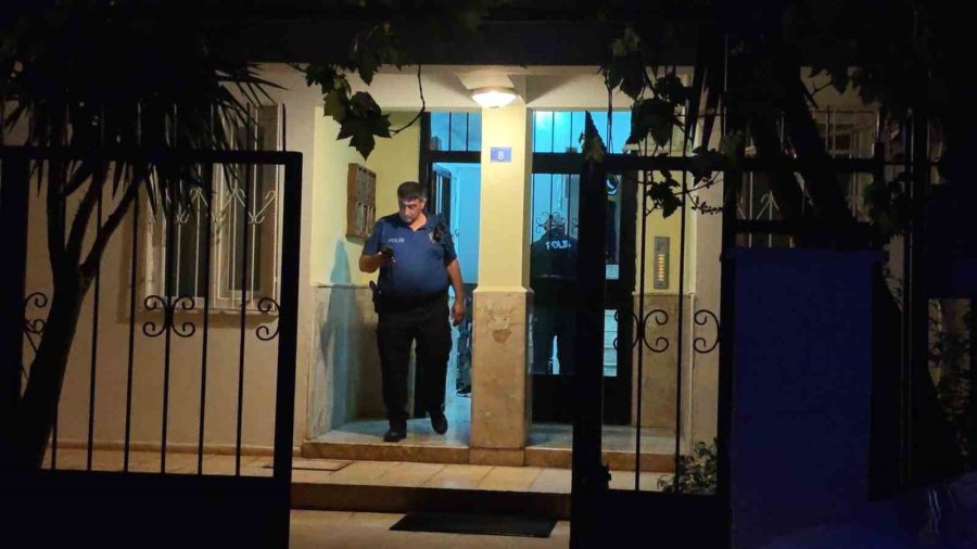 Antalya’da 16 Yaşındaki Çocuk Evde Silahla Vurulmuş Halde Ölü Bulundu