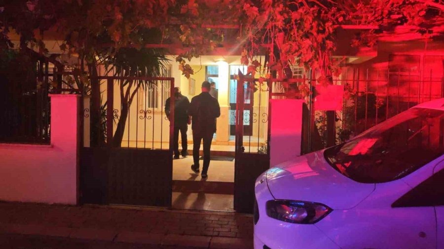 Antalya’da 16 Yaşındaki Çocuk Evde Silahla Vurulmuş Halde Ölü Bulundu
