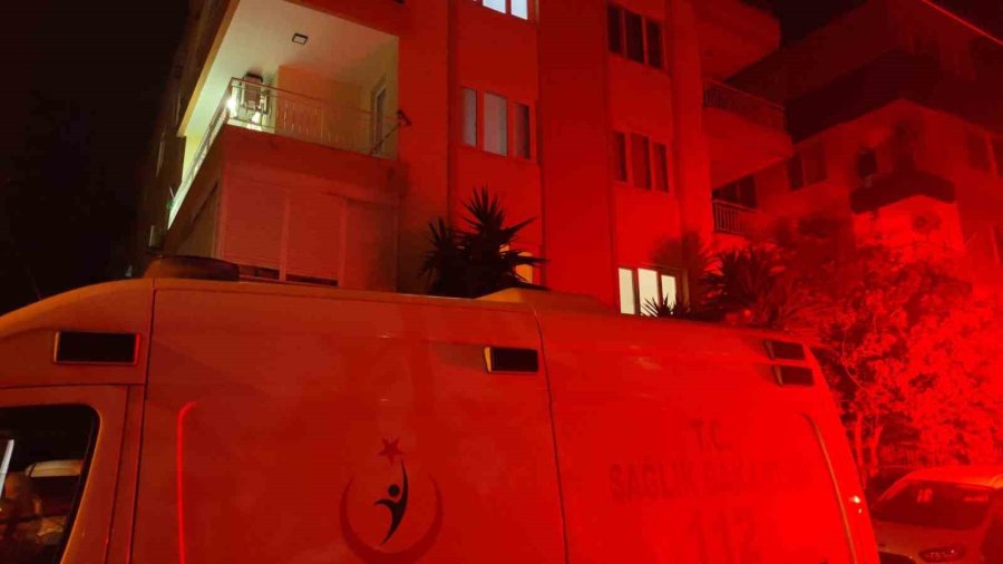 Antalya’da 16 Yaşındaki Çocuk Evde Silahla Vurulmuş Halde Ölü Bulundu