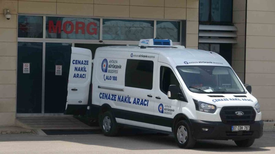 Dna Testi İşlemleri Tamamlanan Kübra’nın Cenazesi Ailesi Tarafından Teslim Alındı