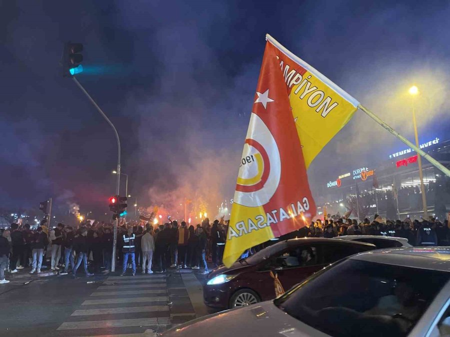 Galatasaray’ın Şampiyonluğu Konya’da Coşkuyla Kutlandı