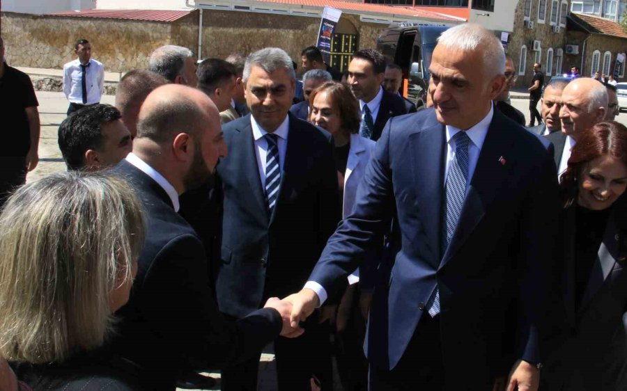 Bakan Ersoy: "mersin, Yaşayan Bir Kültür Hazinesidir"