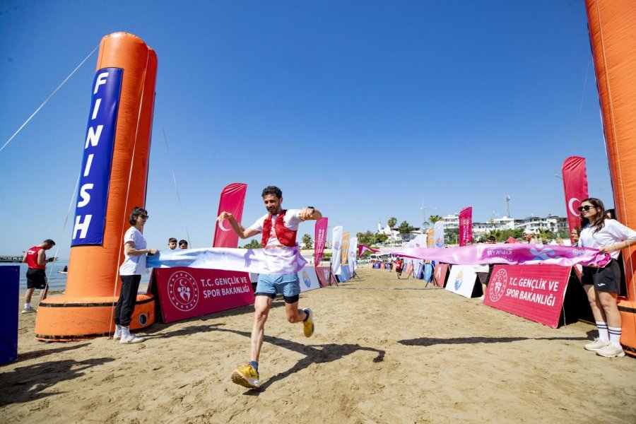 Mersin’de Ultra Maraton Heyecanı: Sporcular Antik Kentler Arasında Yarıştı