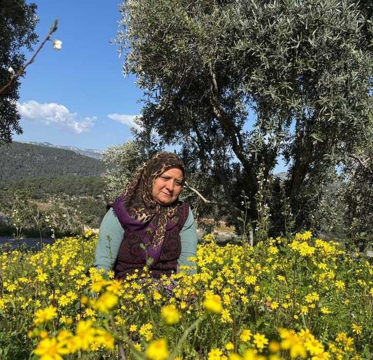 57 Yaşında Sosyal Medya Fenomeni Oldu: Yörük Kadınının Kamera Hayali Gerçeğe Dönüştü