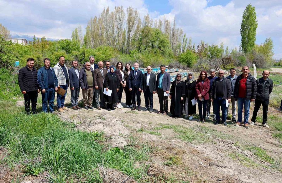 ’ana Arı Yetiştiriciliği Kursu’ Tamamlandı