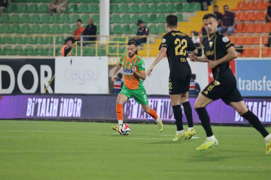 Trendyol Süper Lig: Corendon Alanyaspor: 3 - Kayserispor: 1 (maç Sonucu)