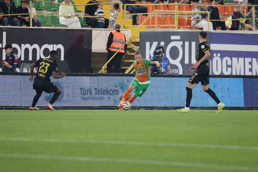 Trendyol Süper Lig: Corendon Alanyaspor: 3 - Kayserispor: 1 (maç Sonucu)