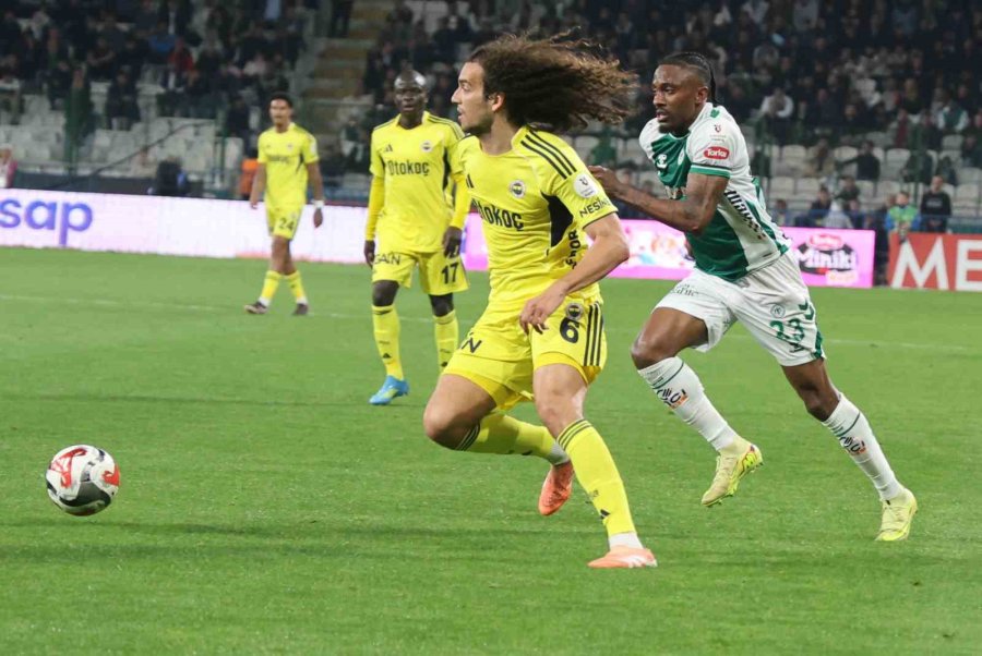 Trendyol Süper Lig: Konyaspor: 0 - Fenerbahçe: 1 (ilk Yarı)