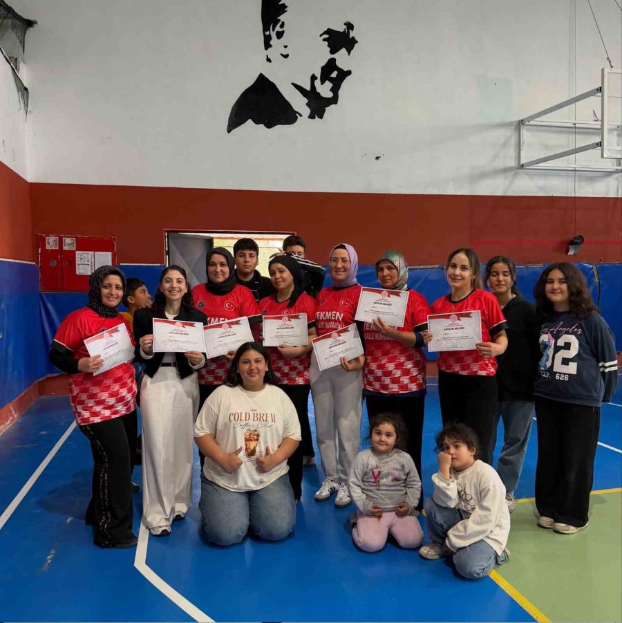 Bozyazı’da "evimin Sultanları Anneler Günü Voleybol Turnuvası" Tamamlandı