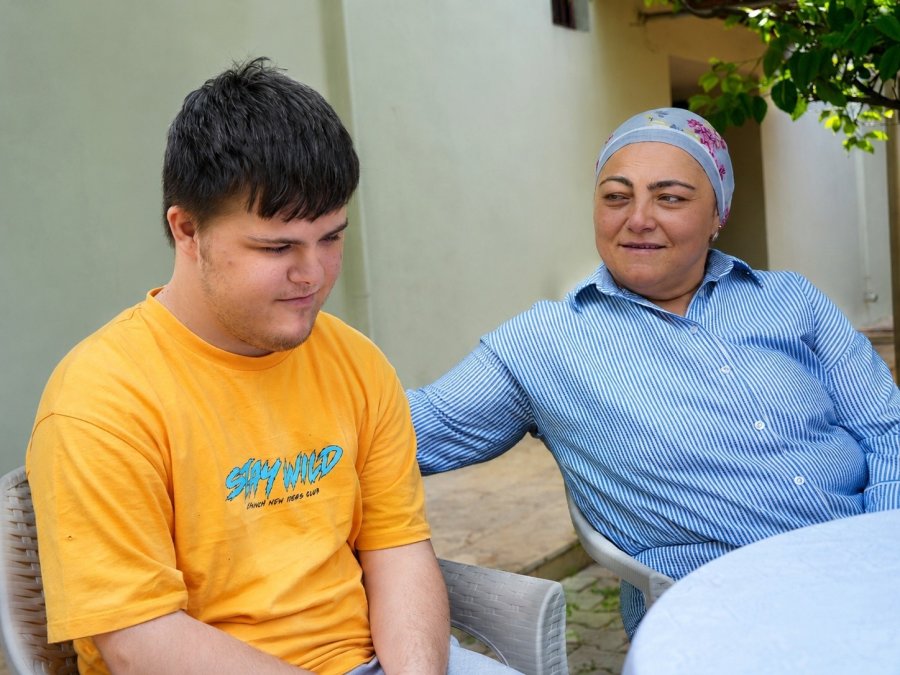 Antalyalı Anne Ömrünü Down Sendromlu Oğluna Adadı: "o Sağ Olsun Bana Yeter"