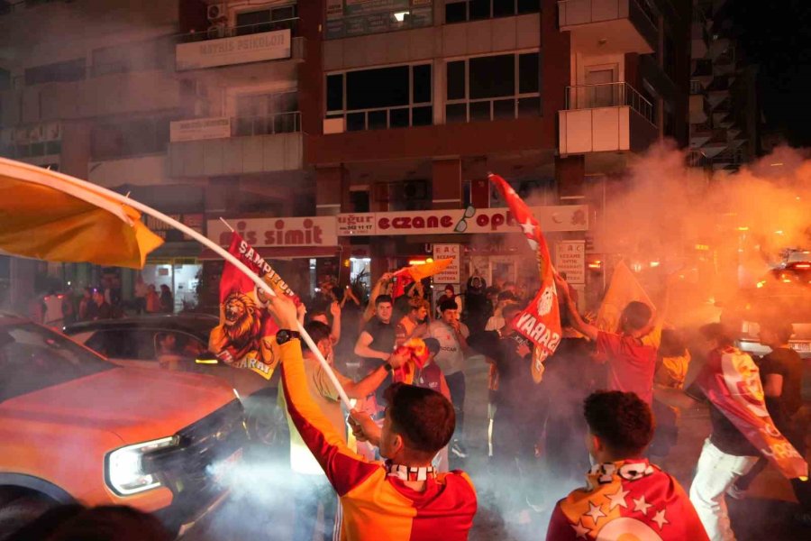 Galatasaray’ın Şampiyonluğu Antalya’da Kutlandı