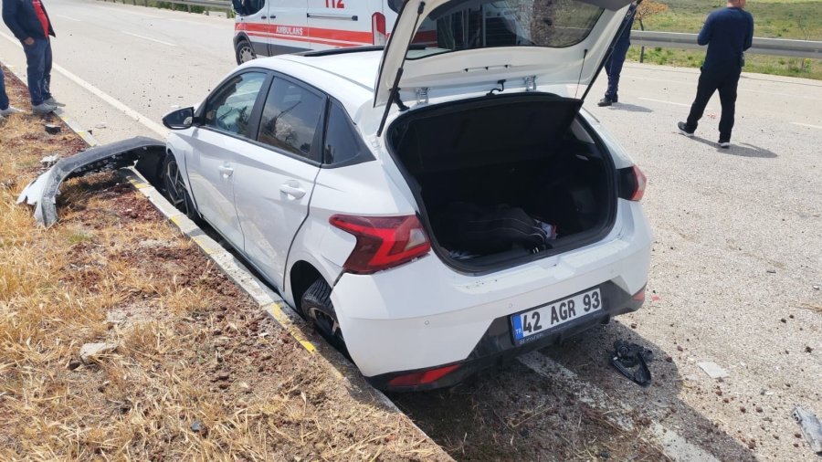 Konya’da 2 Otomobil Çarpıştı: 5 Yaralı
