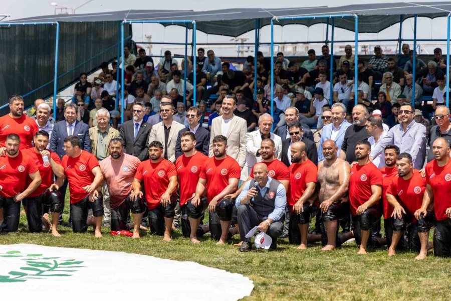Manavgat’ta Güreş Şöleni Devam Ediyor