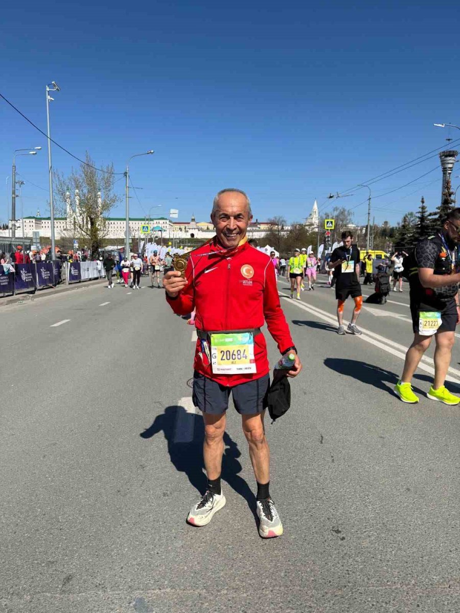 ‘demir Adam’ Kazan Maratonu’na Performansıyla Damga Vurdu