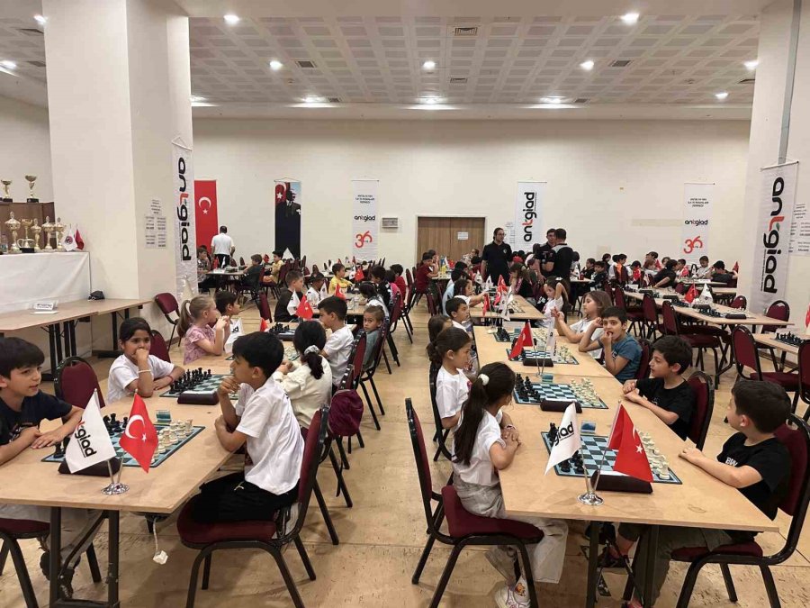 Antgiad 2. Ödüllü Satranç Turnuvası Büyük Heyecana Sahne Oldu