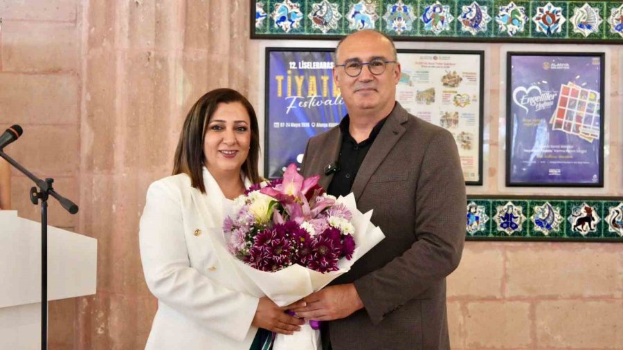 Alanya’da Engeller Sanatla Aşıldı