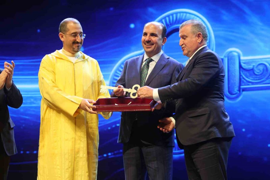 Bakan Bak: "konya’mızın 2026 Yılı İit Gençlik Başkenti Unvanını Büyük Bir Gururla Taşıyacağına İnanıyorum"
