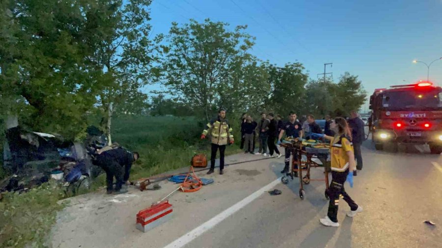 Düğün Konvoyunda Feci Kaza: 1 Ölü, 1 Yaralı