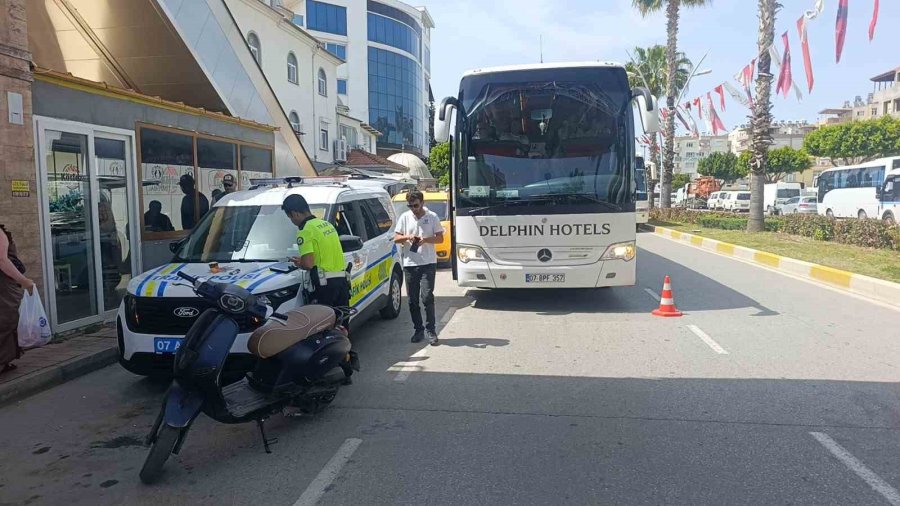 Polisin ’dur’ İhtarına Uymayıp Ters Yönden Kaçtı, 258 Bin 500 Tl Cezadan Kaçamadı