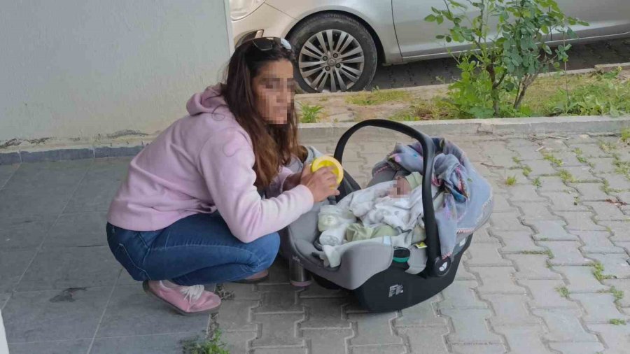 Hırsızlık İhbarına Giden Polis, Özel Garajda 5 Aylık Bebekle Annesini Buldu