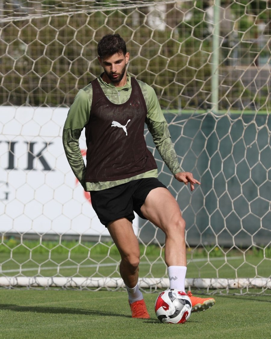 Corendon Alanyaspor, Fatih Karagümrük Maçı Hazırlıklarına Başladı