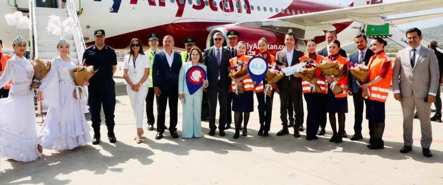 Almatı’dan Gazipaşa-alanya Havalimanına İlk Uçak Seferi "su Takı" Seremonisiyle Karşılandı