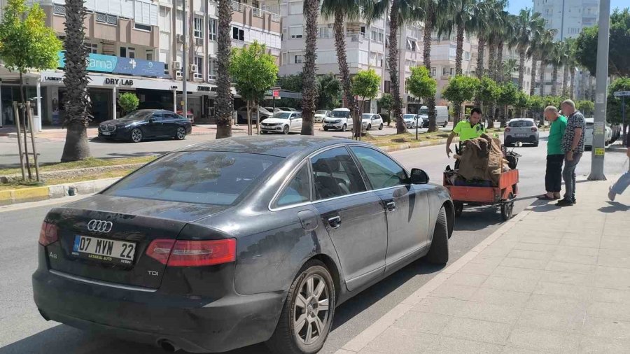 Yaya Yolunu Kullanan 3 Tekerli Motosiklet İle Otomobil Çarptıştı: 1 Yaralı